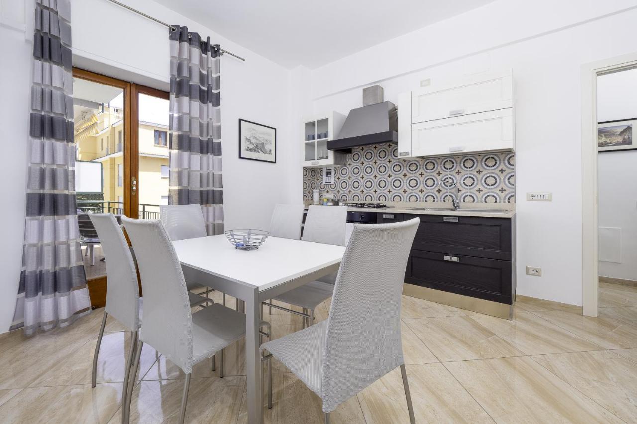 Parsano Suite - De Vivo Realty ソレント エクステリア 写真