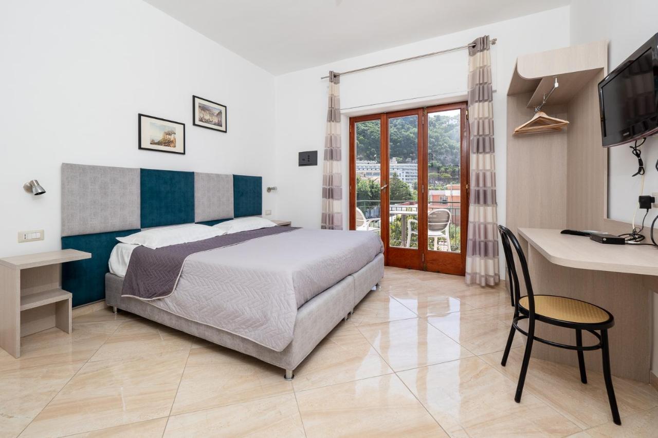 Parsano Suite - De Vivo Realty ソレント エクステリア 写真