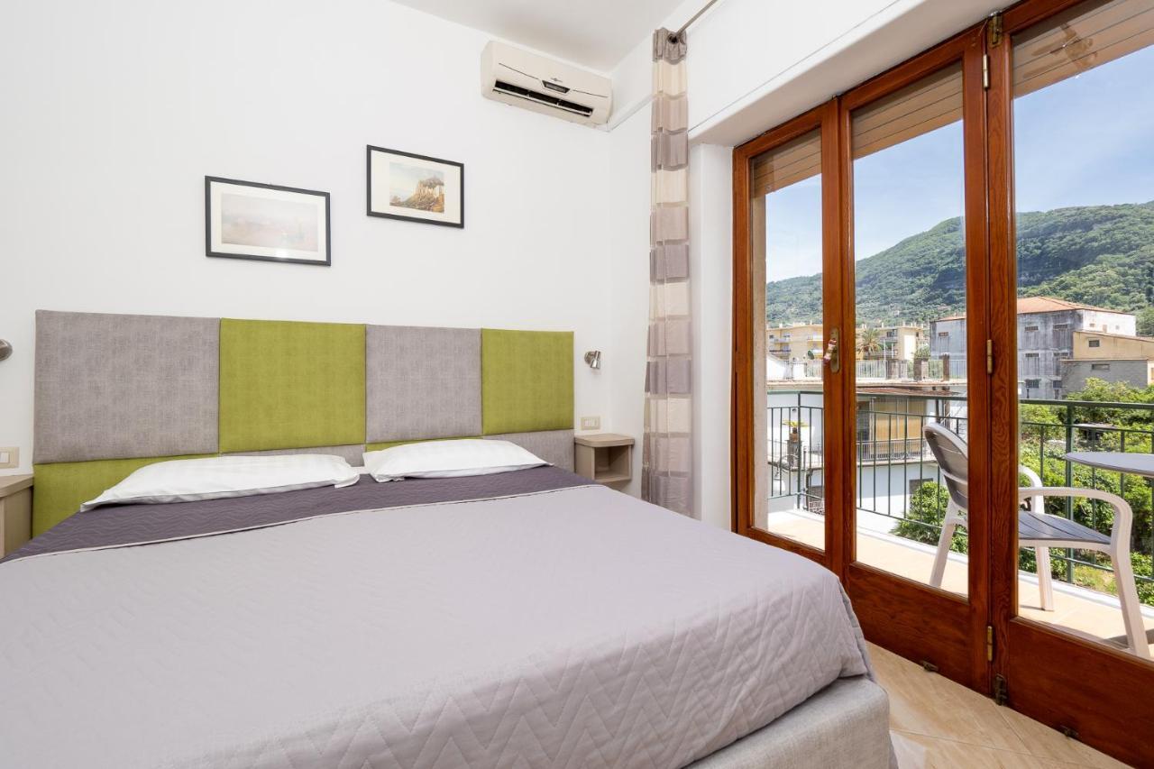 Parsano Suite - De Vivo Realty ソレント エクステリア 写真